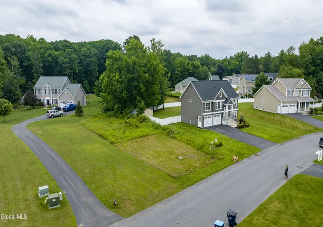 Photo 3 of Sale Pending at 311 Steeple Way, Schenectady, NY 12306 | MLS# 202621196 | Listing updated on 2026-07-17
