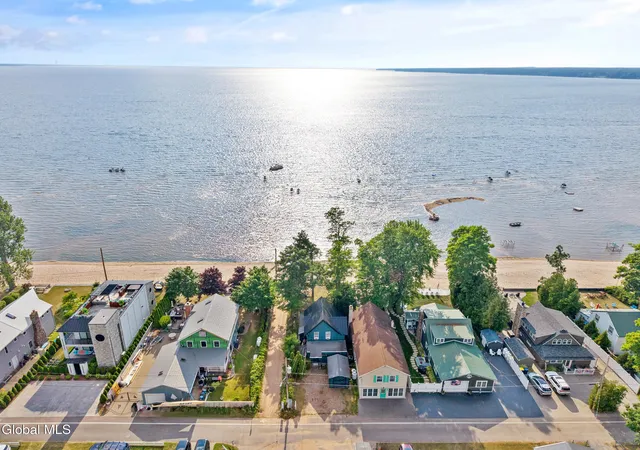 Homes for sale in Sylvan Beach, NY | 1801 Park Ave, Sylvan Beach, NY 13157 | MLS# 202621574