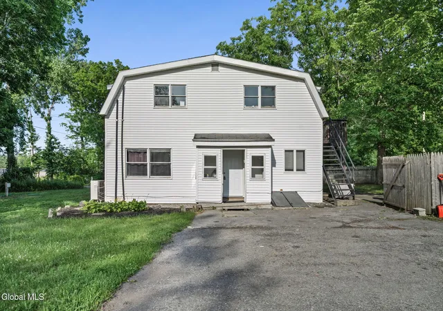 2nd image of 140 Blue Barns Rd, Clifton Park, NY 12148 | MLS# 202621067