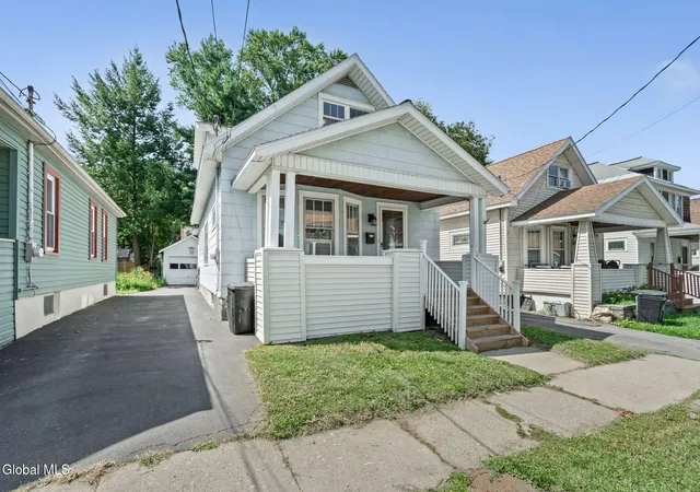 Photo 3 of Sale Pending at 119 N Toll St, Schenectady, NY 12302 | MLS# 202621077 | Listing updated on 2026-08-03