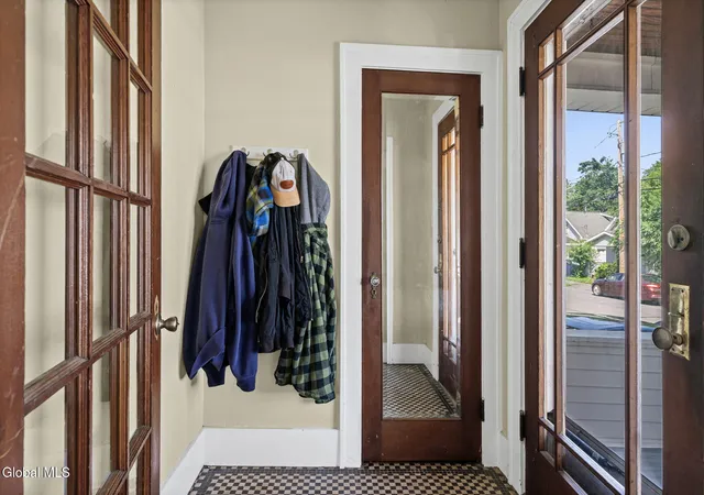 Photo 4 of Sale Pending at 119 N Toll St, Schenectady, NY 12302 | MLS# 202621077 | Listing updated on 2026-08-03