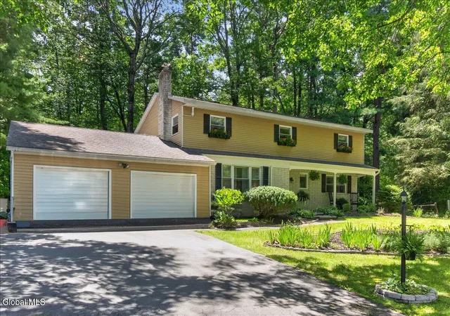 1st image of 8 Cypress Pt, Clifton Park, NY 12065 | MLS# 202621531