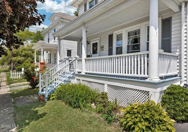 Homes for sale in Hudson, NY | 10 Oakwood Blvd, Hudson, NY 12534 | MLS# 202621074