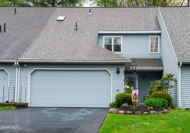 31st image of 92 Commonwealth Dr, Bethlehem, NY 12077 | MLS# 202621245