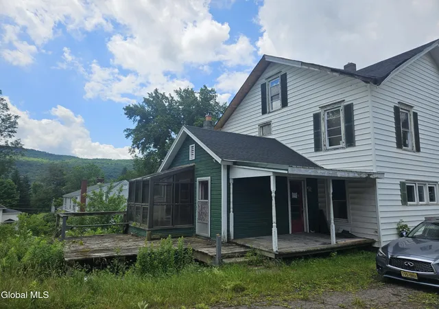 3rd image of 8 Elm St, Worcester, NY 12197 | MLS# 202621092