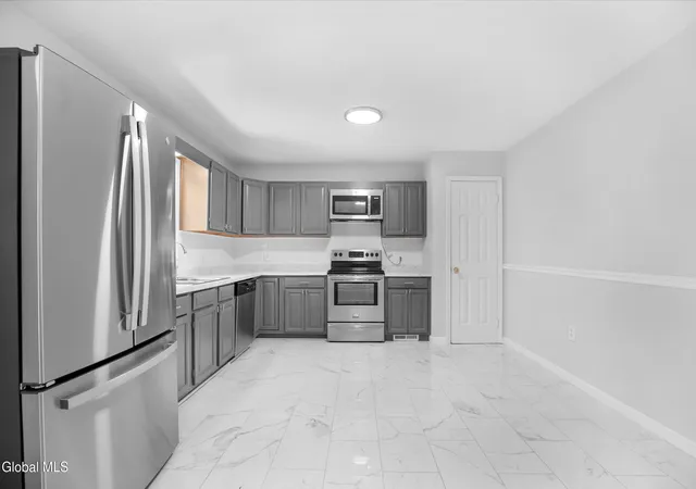 Homes for sale in Schodack, NY | 545 Knickerbocker Rd, Schodack, NY 12156 | MLS# 202621087