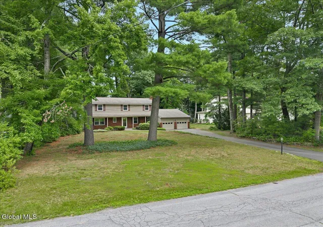 3rd image of 9 Chestnut Ln, Clifton Park, NY 12065 | MLS# 202621384