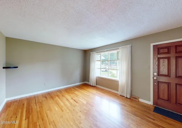 2nd image of 15 Woodside Ct, North Greenbush, NY 12198 | MLS# 202621252