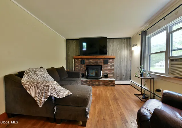 5th image of 54 E River Dr, Lake Luzerne, NY 12846 | MLS# 202621255