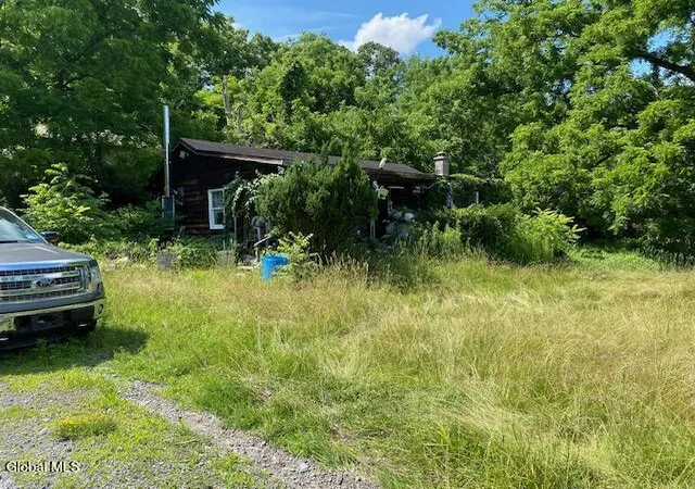 35th image of 94 Clapper Rd, Selkirk, NY 12158 | MLS# 202621448