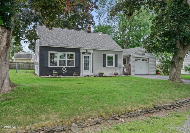 1st image of 1005 Wayne Rd, Rotterdam, NY 12303 | MLS# 202621248