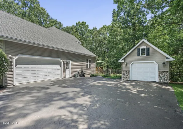Photo 3 of Sale Pending at 85 Chadwycke Ct, Schodack, NY 12184 | MLS# 202621714 | Listing updated on 2026-08-13