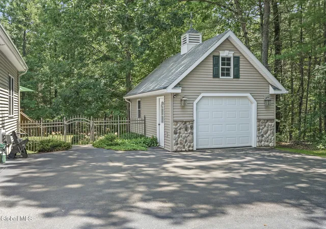 Photo 3 of Sale Pending at 85 Chadwycke Ct, Schodack, NY 12184 | MLS# 202621714 | Listing updated on 2026-08-13