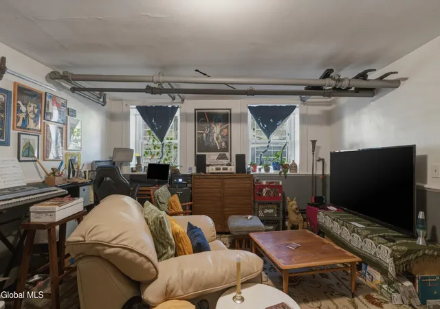 Listing Photo 5 - Condo for sale in building located at 194 3rd St, Troy, NY 14605
