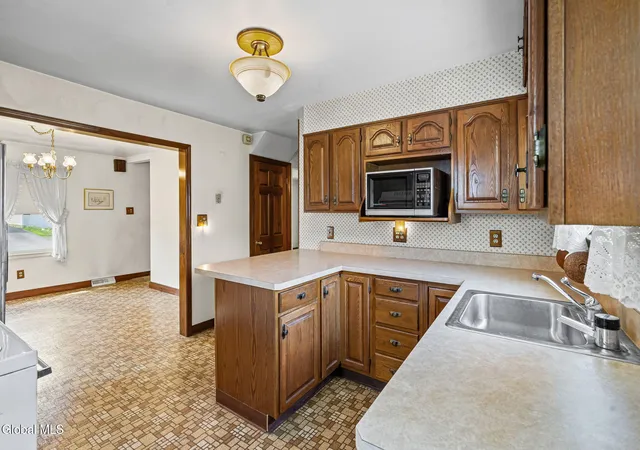 Photo 3 of Sale Pending at 3014 Granville Ave, Schenectady, NY 12306 | MLS# 202621716 | Listing updated on 2026-07-17