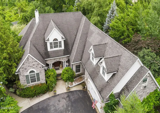 2nd image of 268 Boght Rd, Colonie, NY 12189 | MLS# 202621305