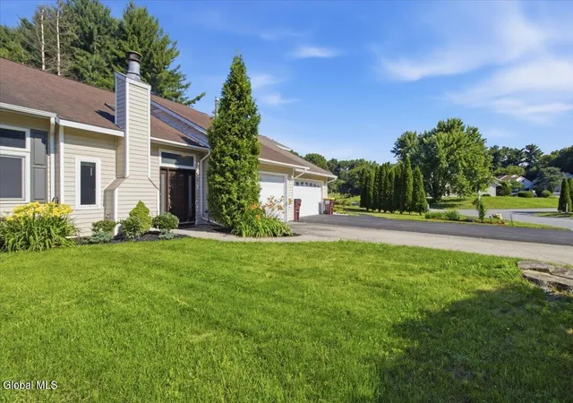 2nd image of 8 Green Meadow Dr, Clifton Park, NY 12065 | MLS# 202621567