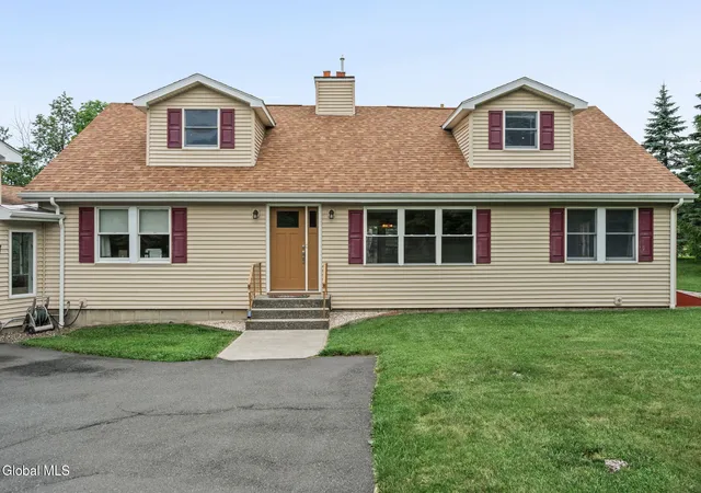 Homes for sale in East Greenbush, NY | 1567 Best Rd, East Greenbush, NY 12144 | MLS# 202621269