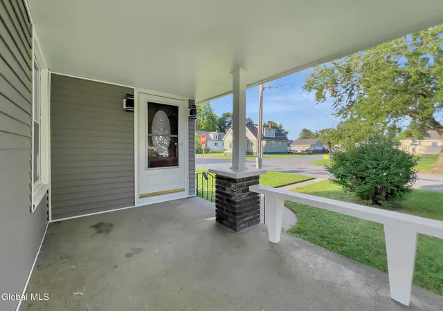 Homes for sale in Rotterdam, NY | 1821 Ferguson St, Rotterdam, NY 12303 | MLS# 202621453