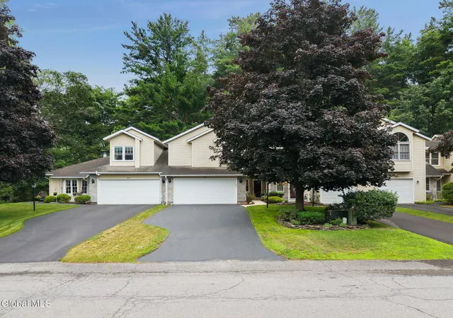 44th image of 607 Highwood Cir, Albany, NY 12203 | MLS# 202621221