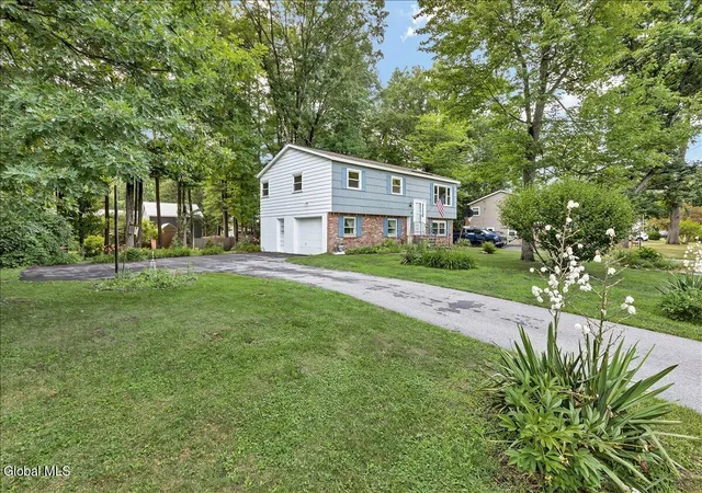 3rd image of 40 Oakwood Blvd, Clifton Park, NY 12065 | MLS# 202621300