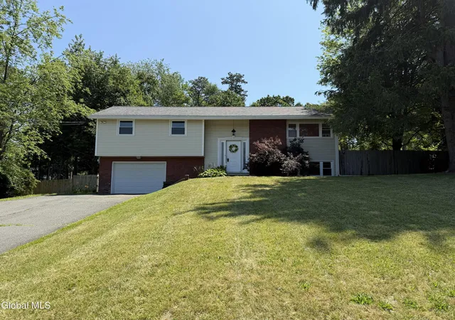 2nd image of 116 S Waldron Ln, North Greenbush, NY 12198 | MLS# 202621532