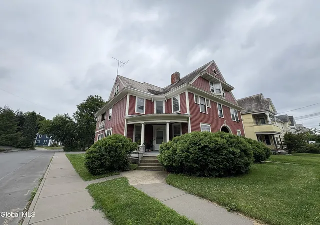 3rd image of 1114 Union St, Schenectady, NY 12308 | MLS# 202621204