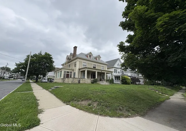 5th image of 1114 Union St, Schenectady, NY 12308 | MLS# 202621204
