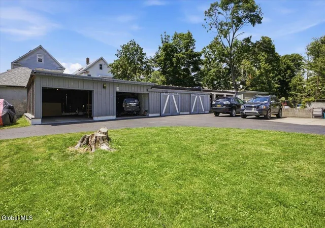 3rd image of 20 Alden Ave, Albany, NY 12209 | MLS# 202621375