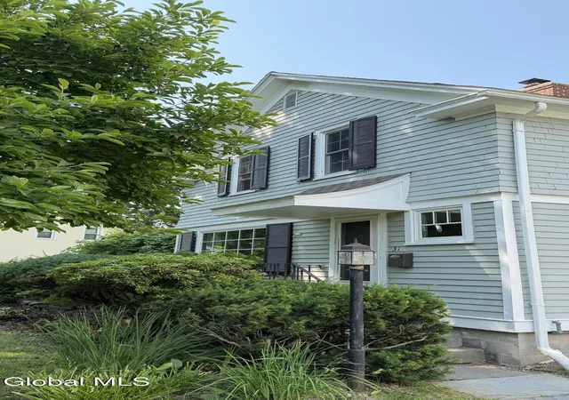 4th image of 31 Oakwood Pl, Delmar, NY 12054 | MLS# 202621239