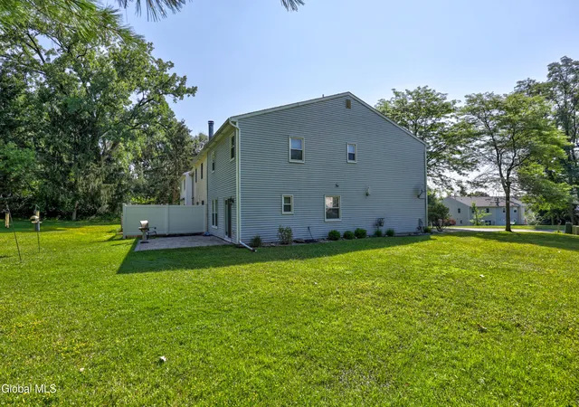 29th image of 7 Bridgewood Ln, Colonie, NY 12189 | MLS# 202621501