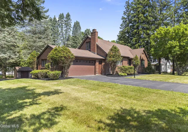 2nd image of 51 Old Troy Rd, East Greenbush, NY 12061 | MLS# 202621785