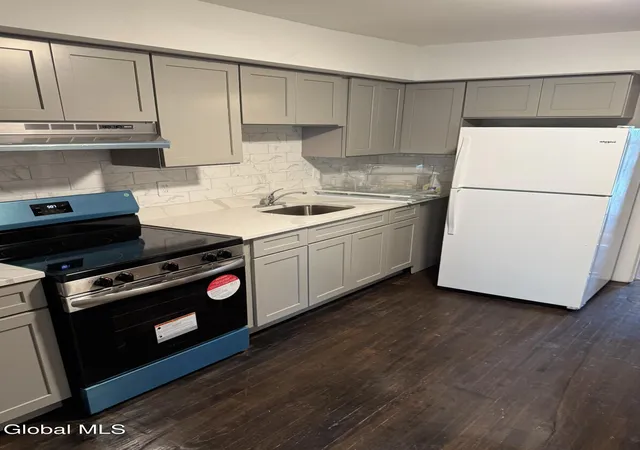 Photo 4 of House for sale at 175 Eagle St, Albany, NY 12202 | MLS# 202621657 | Listing updated on 2026-09-02