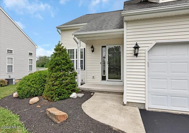 2nd image of 42a Raylinsky Ln, Halfmoon, NY 12118 | MLS# 202621455