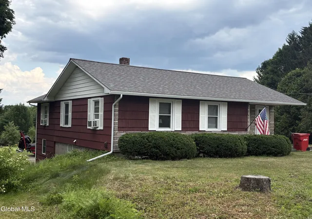 Homes for sale in Moriah, NY | 2714 Center Rd, Moriah, NY 12960 | MLS# 202621462