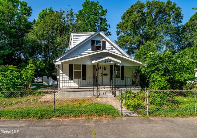Photo 1 of Single family home for sale at 244 William St, Schenectady, NY 12303 | MLS# 202621355 | Listing updated on 2026-08-27