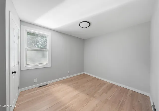 Photo 4 of Single family home for sale at 244 William St, Schenectady, NY 12303 | MLS# 202621355 | Listing updated on 2026-08-27