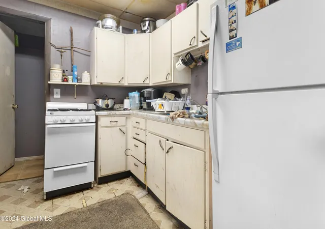 5th image of 27-29 Taylor St, Fort Edward, NY 12828 | MLS# 202621408
