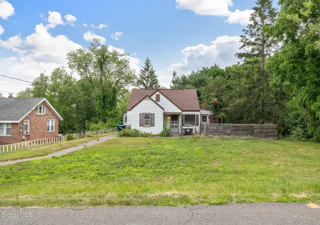 2nd image of 15 Mather Ave, Colonie, NY 12304 | MLS# 202621417
