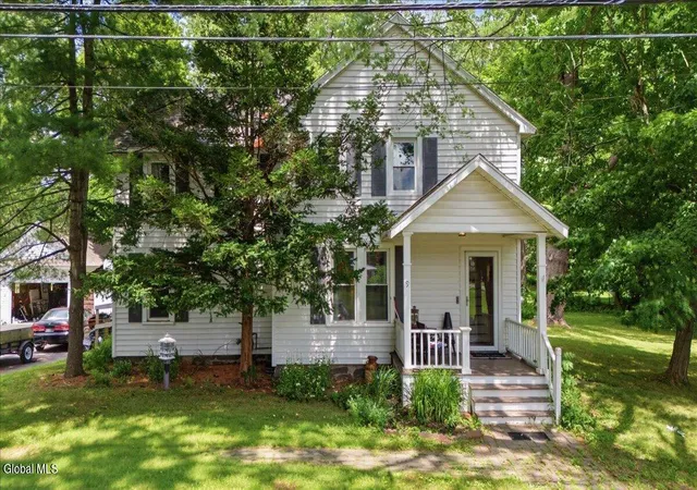2nd image of 9 Font Grove Rd, Bethlehem, NY 12159 | MLS# 202621549