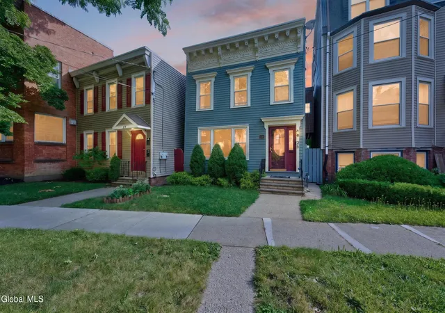 Photo 3 of Single family home for sale at 21 Western Ave, Albany, NY 12203 | MLS# 202621506 | Listing updated on 2026-09-14