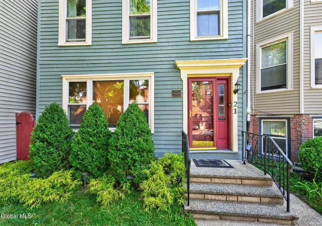 Photo 3 of Single family home for sale at 21 Western Ave, Albany, NY 12203 | MLS# 202621506 | Listing updated on 2026-09-14