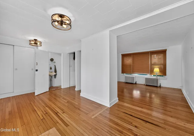 Photo 4 of Single family home for sale at 21 Western Ave, Albany, NY 12203 | MLS# 202621506 | Listing updated on 2026-09-14