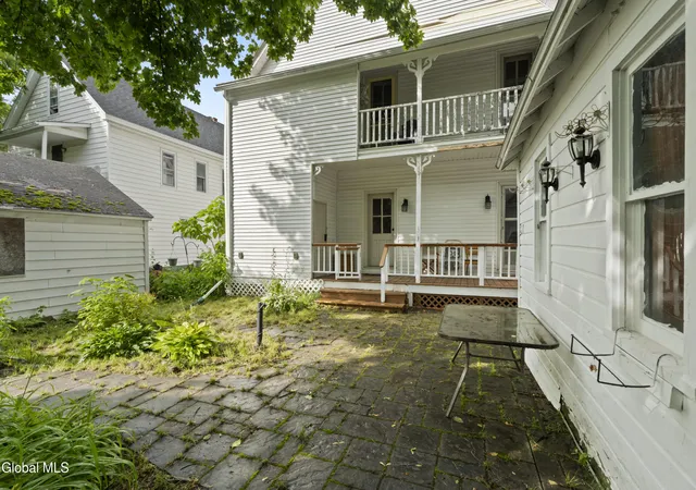 45th image of 16 Lincoln Ave, Amsterdam, NY 12010 | MLS# 202621503