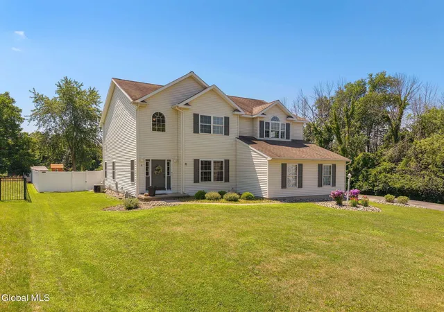 1st image of 6 Mallard Dr, Clifton Park, NY 12148 | MLS# 202621494