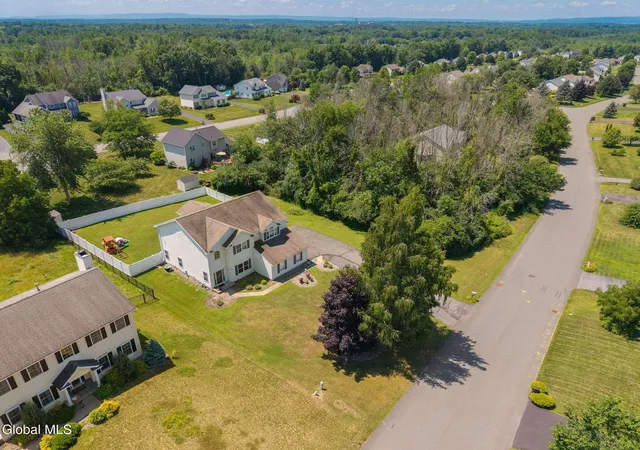55th image of 6 Mallard Dr, Clifton Park, NY 12148 | MLS# 202621494