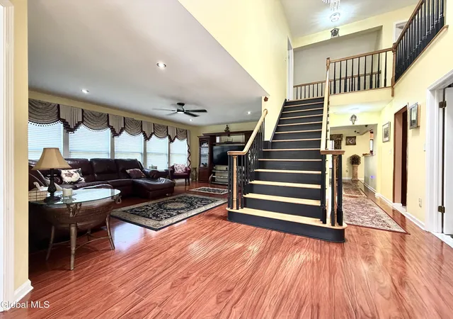 Photo 3 of Single family home for sale at 257 Longhouse Ln, Slingerlands, NY 12159 | MLS# 202621767 | Listing updated on 2026-09-17