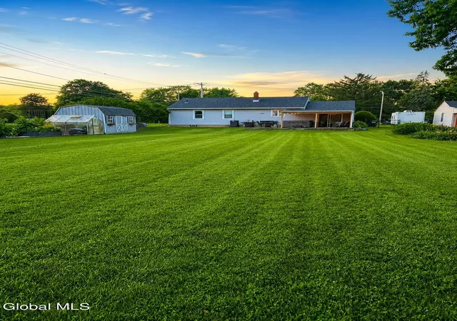 3rd image of 811 Duanesburg, Schenectady, NY 12306 | MLS# 202621527