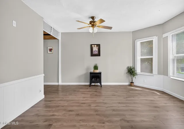 Photo 3 of Sale Pending at 1034 Glendale Pl, Schenectady, NY 12303 | MLS# 202621500 | Listing updated on 2026-07-16