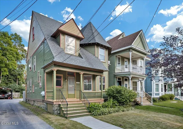 2nd image of 1056 Wendell Ave, Schenectady, NY 12308 | MLS# 202621568